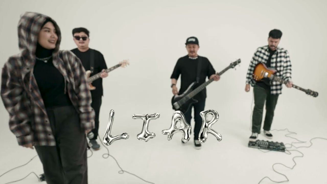 Mariposa - Liar (Official Music Video)