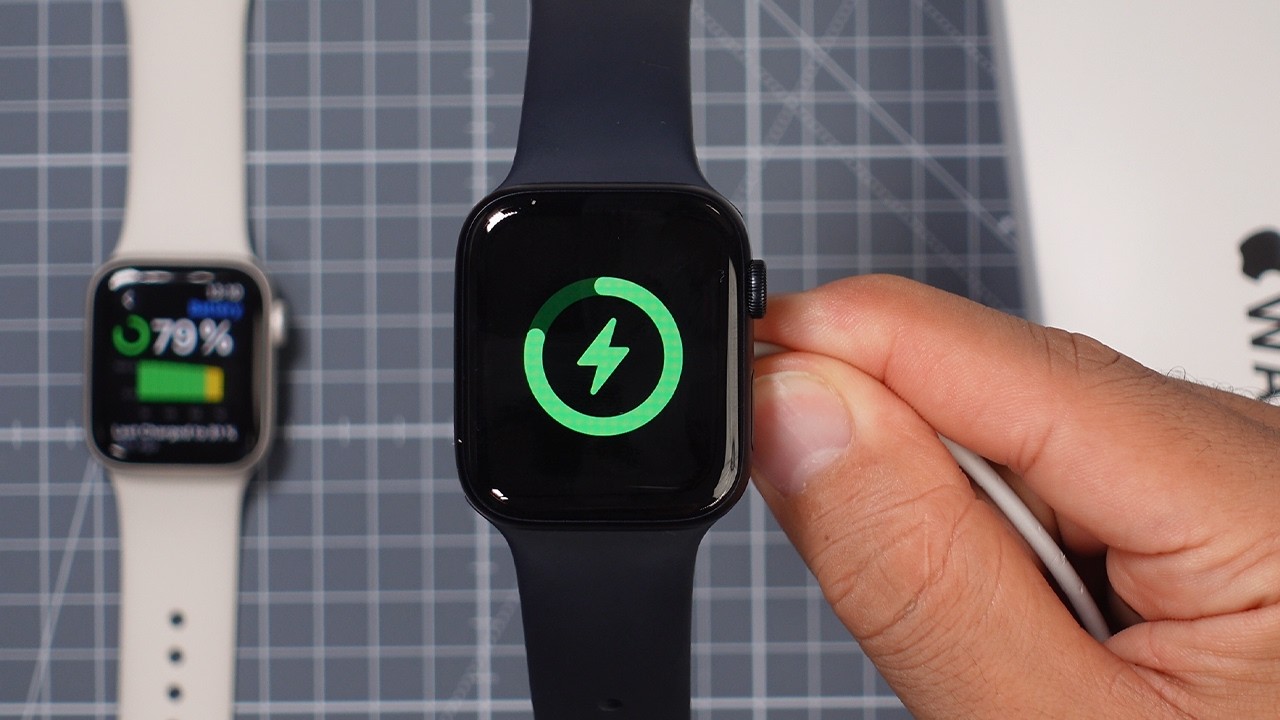 How Long Does the Apple Watch SE 3 Really Last? Battery Test 40mm & 44mm