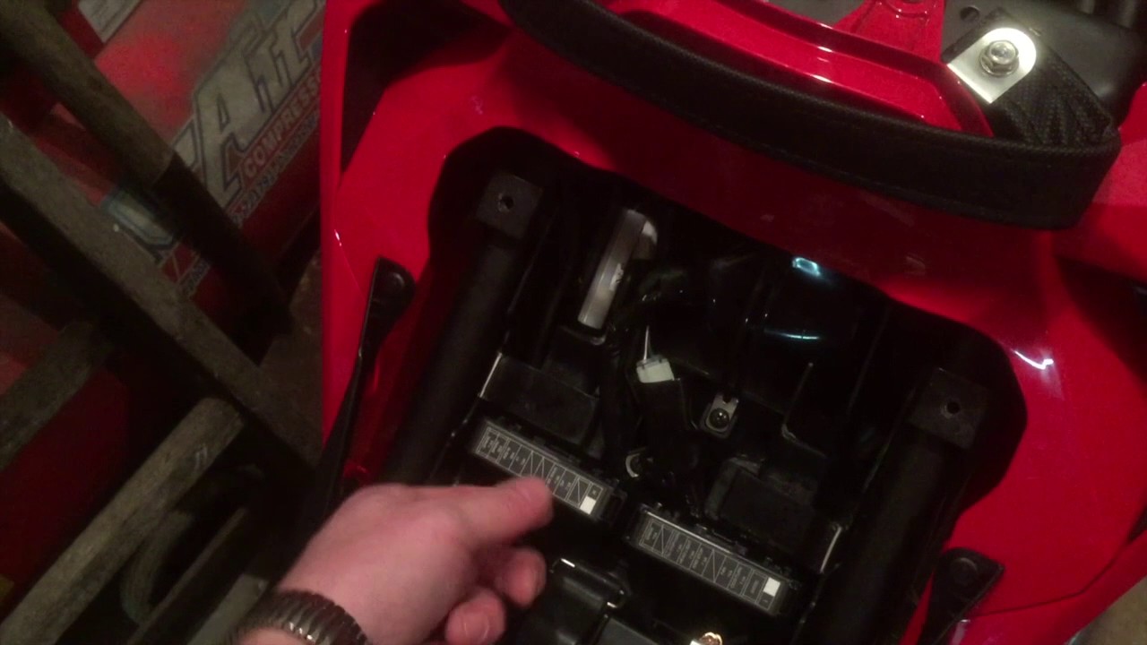 CBR500R Accessory Sockets