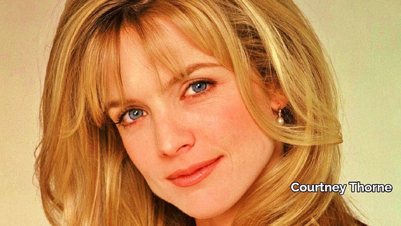 Courtney Thorne-Smith’s Bold Throwback Photos Fans Are Talking About