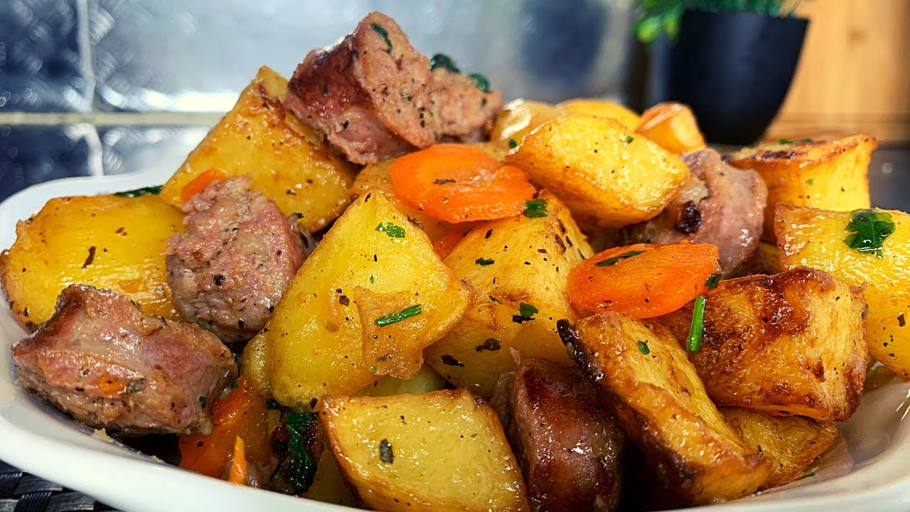 Cuisiner avec moi SAUSSICES sautées aux pommes de terre carotte,recette facile et rapide