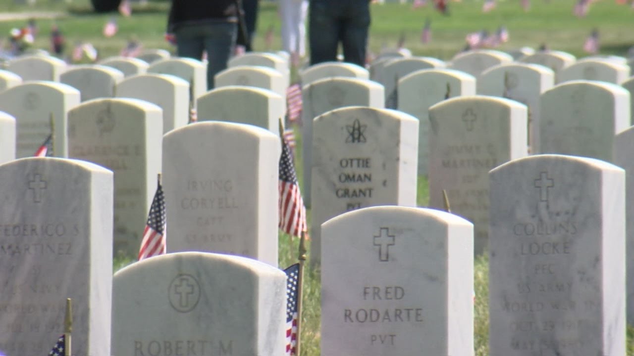 Memorial Day event at Santa Fe National Cemetery honors fallen veterans