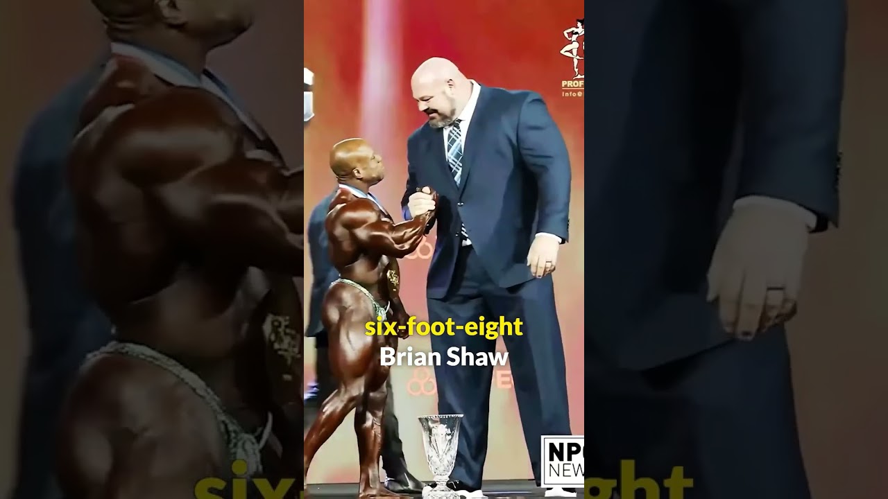 Brian Shaw vs Body Builder 