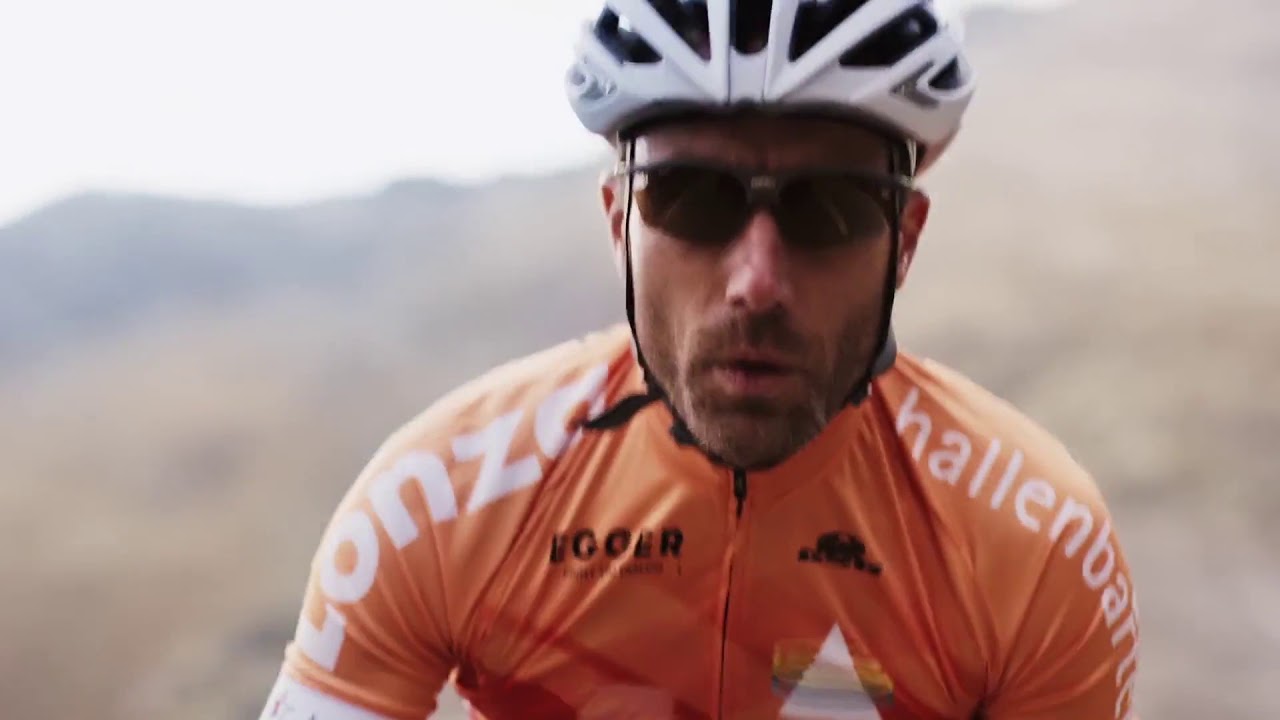 Wallis ins H&auml;rz gmeisselt