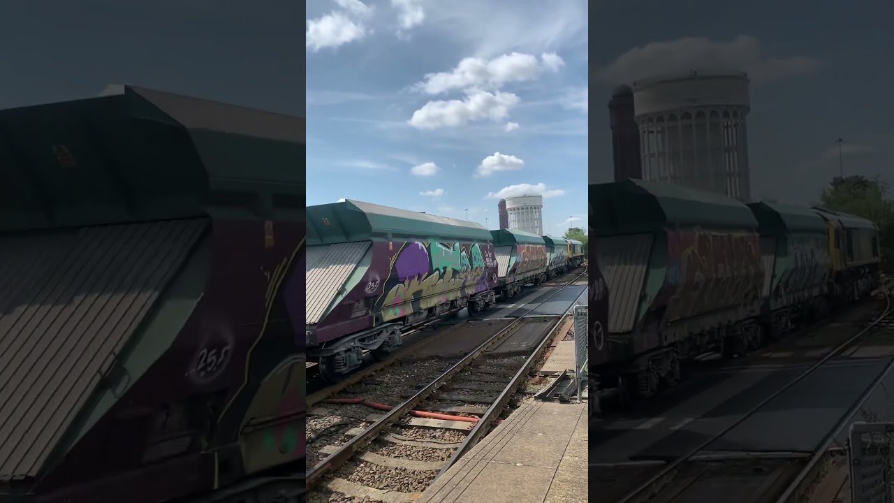 Freightliner 66620 passing Goole