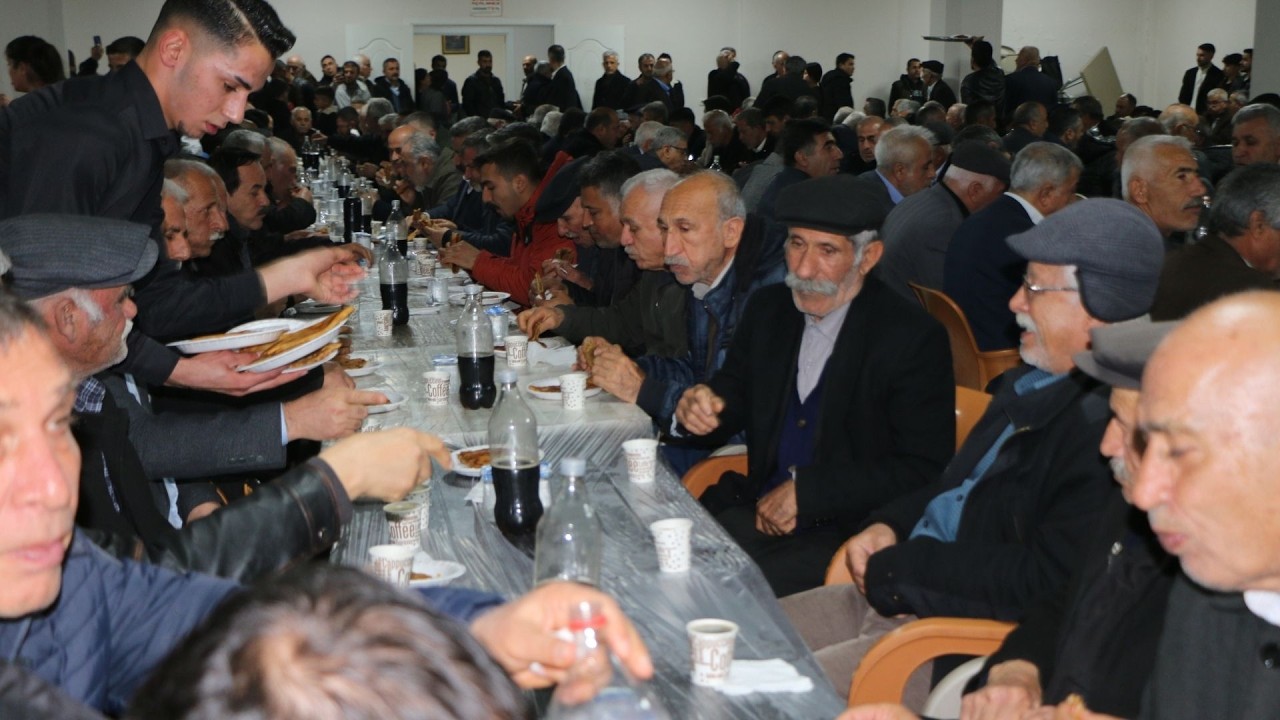 Adıyaman’da Hızır Lokması paylaşıldı: Dayanışma ve birlik vurgusu öne çıktı