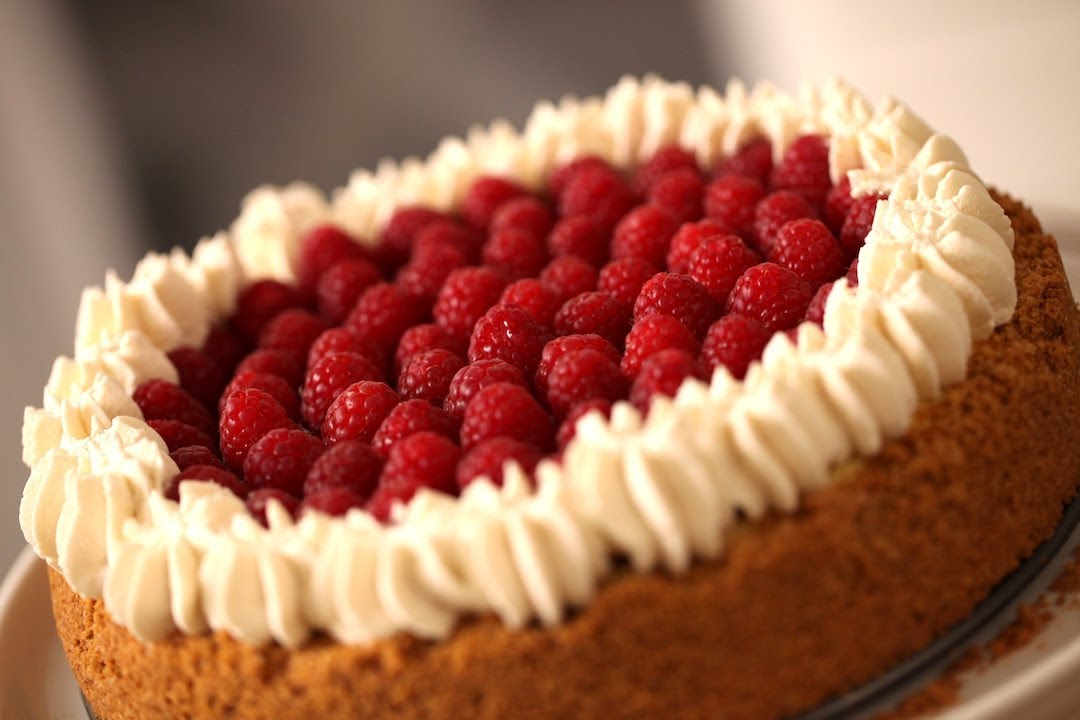 Beth's Easy Cheesecake Recipe | ENTERTAINING WITH BETH