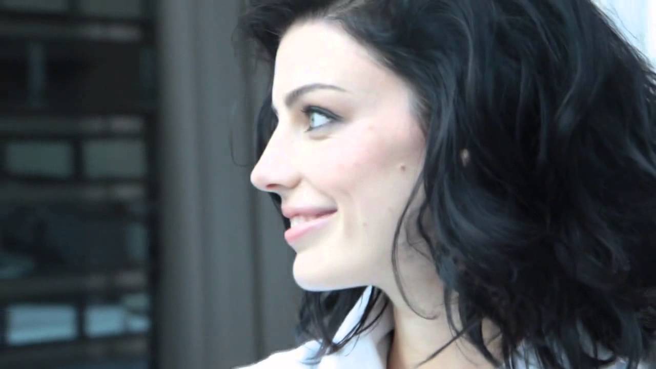 Jessica Par&eacute; ~ Elle Canada March 2013