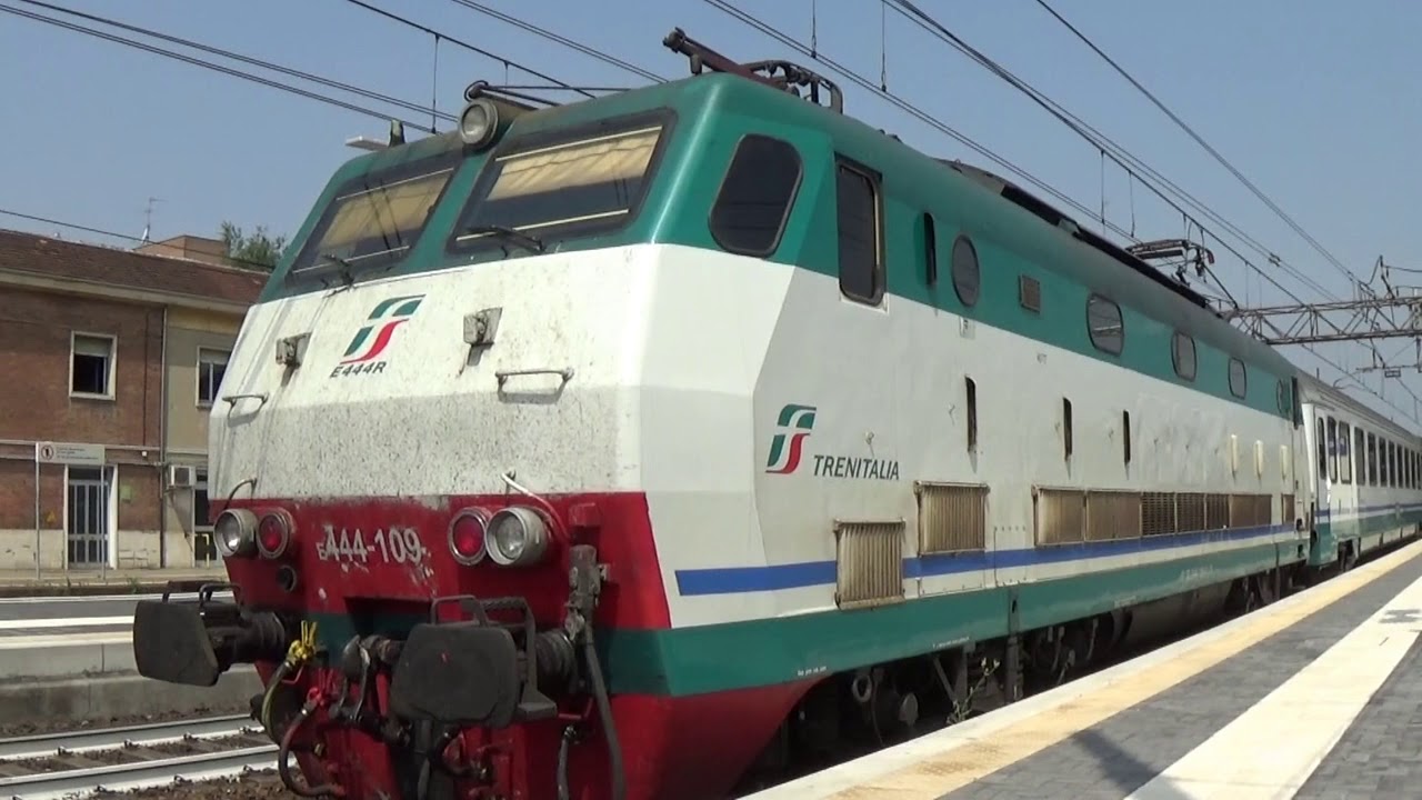 Avviamento Loc  E 444 con 340 Tonnellate di Intercity!