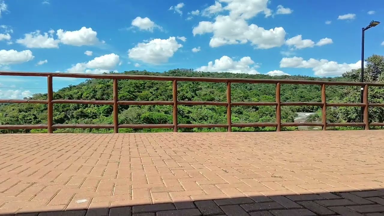 Dji neo parque da cachoeira de Sarzedo 