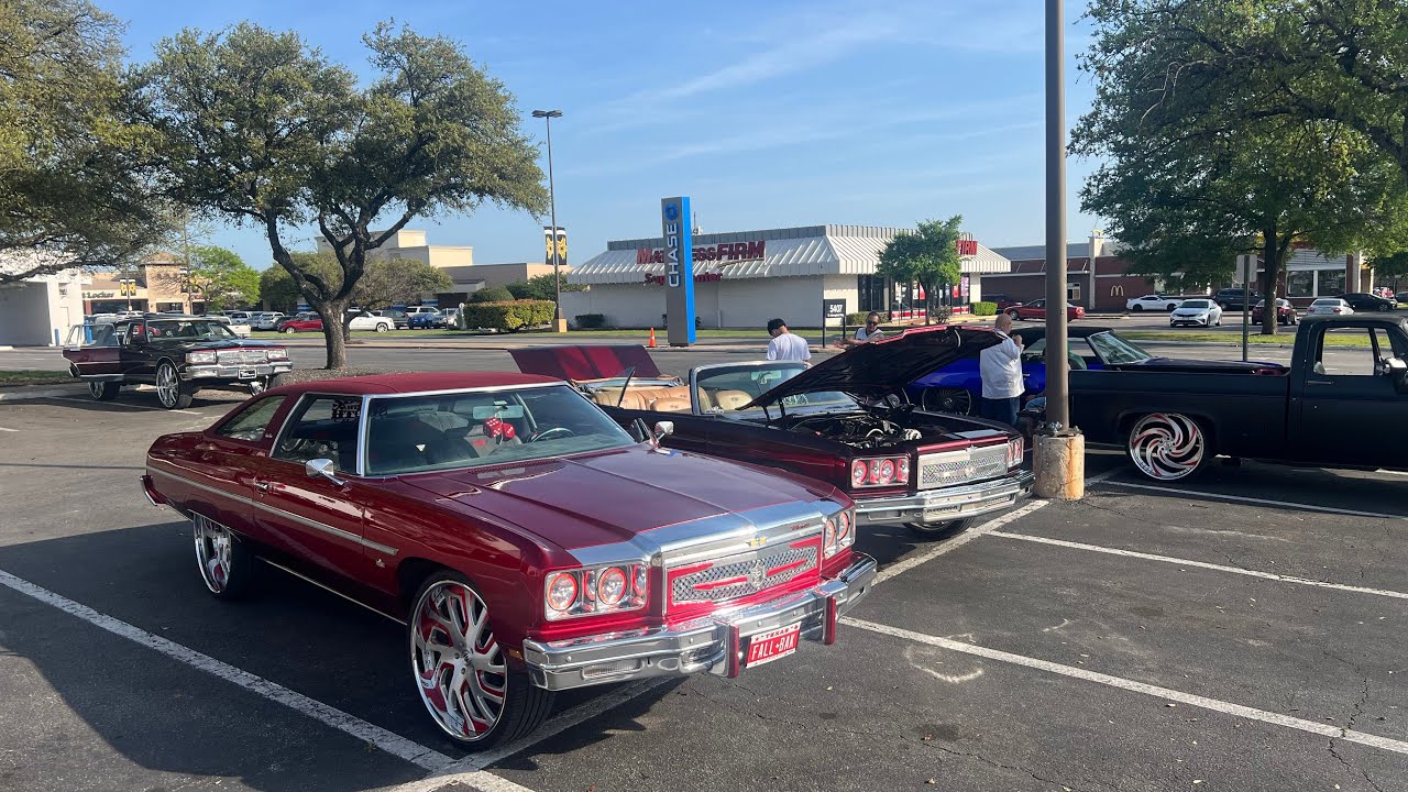 Clean Old Schools On Exotic Wheels Austin Texas Vibes