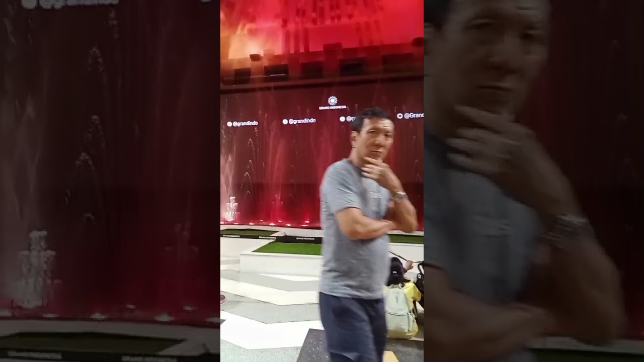 Liquid fireworks Grand Indonesia fountain show 2026 with idle