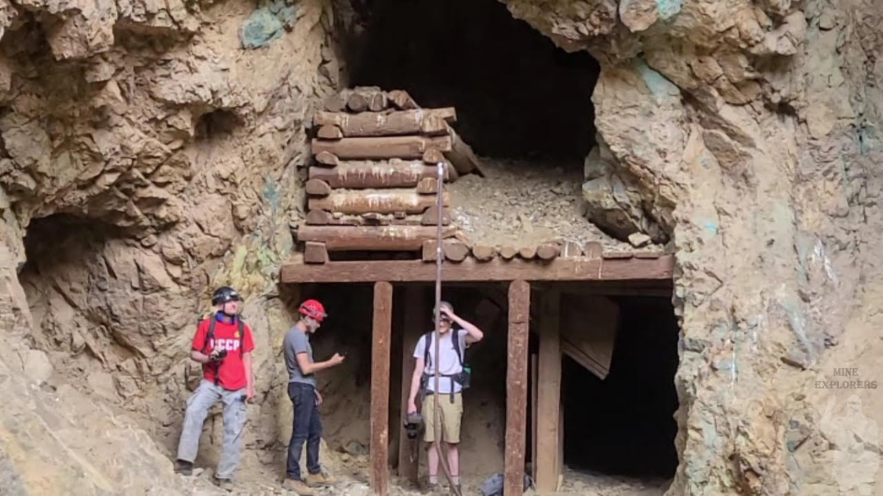 Exploring Copper Mine Glory Hole Ft TVR and Mines of the West