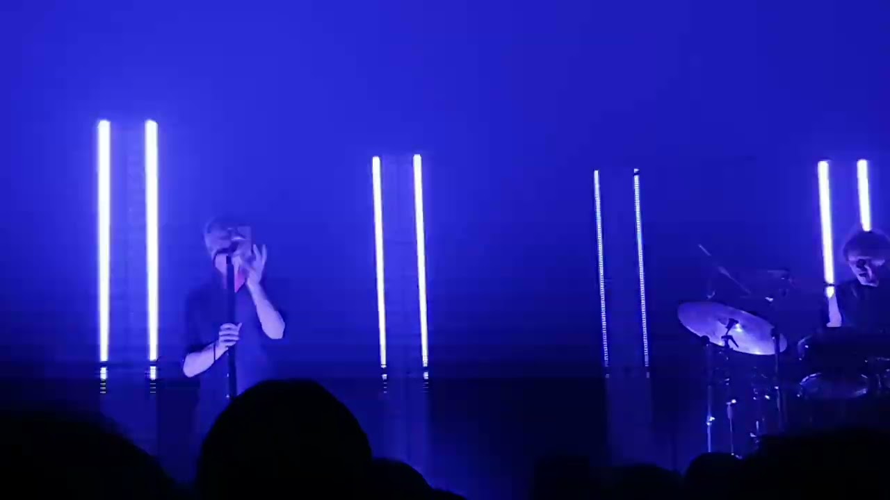 2025-11-20 - The Young Gods - Bota - 1