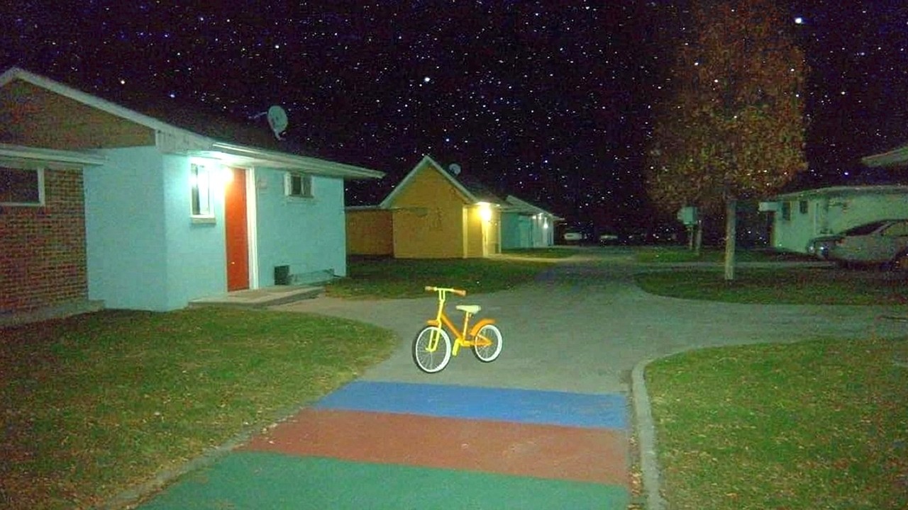 it's always 2003 here ☆ liminal suburbia + dreamcore mix ☆