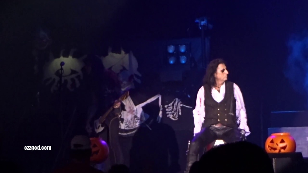 Alice Cooper - Only Women Bleed - October 29, 2016