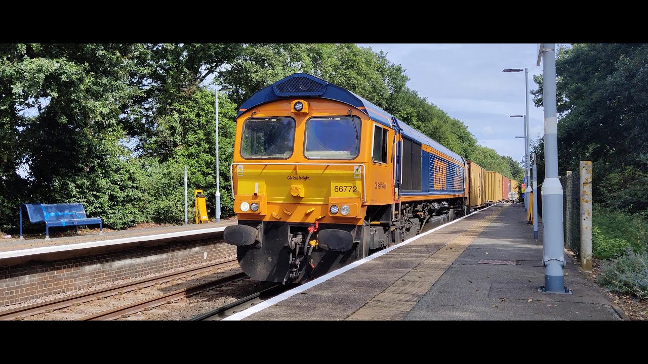 (4K) GBRf 66772 passes Westerfield with Intermodal 17/08/2020