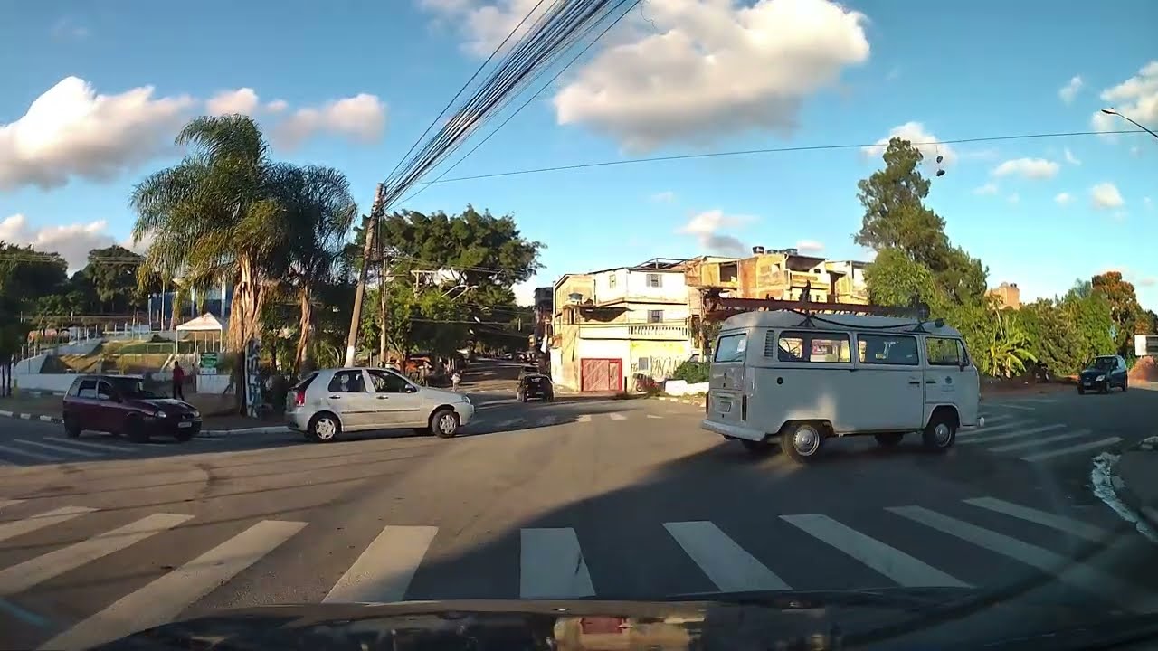 Dirigindo do bairro Rochdale até a Capelinha via Jardim Aliança em Osasco/SP