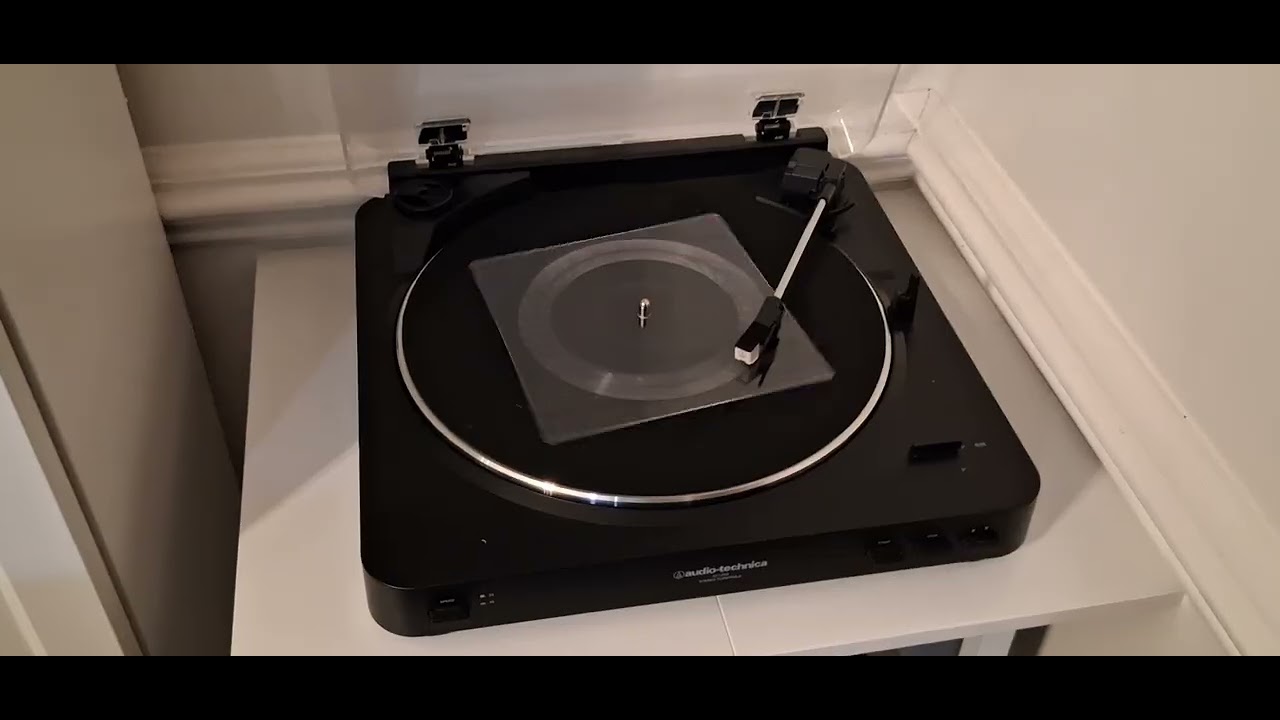 AUDIO-TECHNICA TURNTABLE / GUITAR AMPLIFIER / TOTAL COST / $ 22.00 !!!