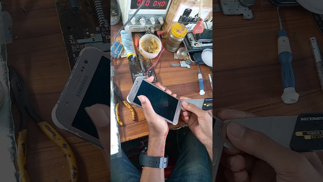 How to disassemble Samsung Galaxy J5 SM-J500F