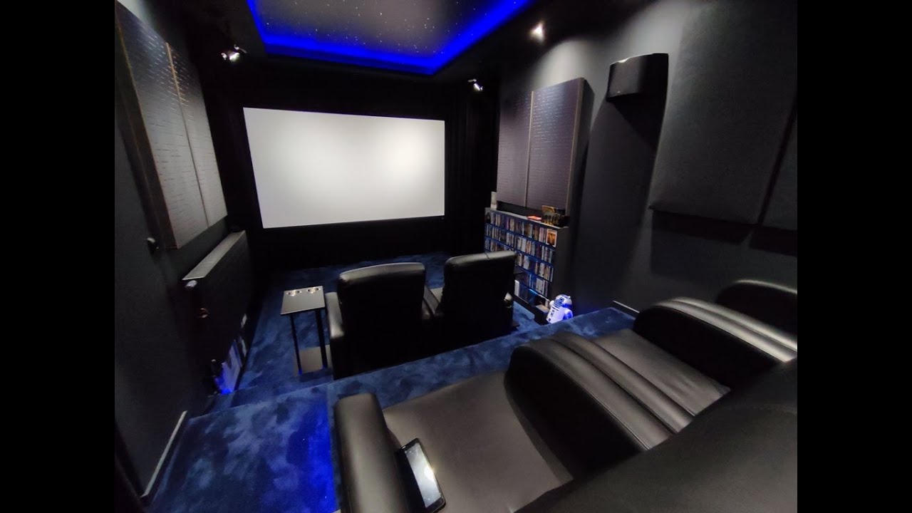 Realizacja salki kinowej. Budowa kina w garażu. Kino w domu. Kino domowe. Pokój kinowy.