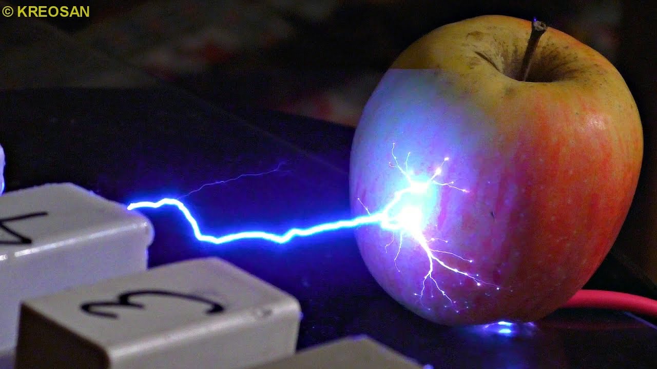 One Million Volts Generator / A High Voltage Generator DIY