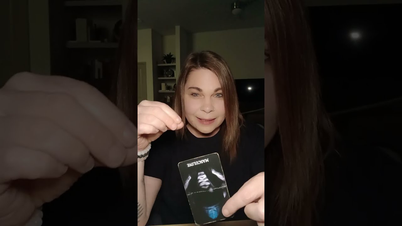 Водолеи, ваша подлинность — ваша суперсила. Фальшивые люди с этим не справятся.