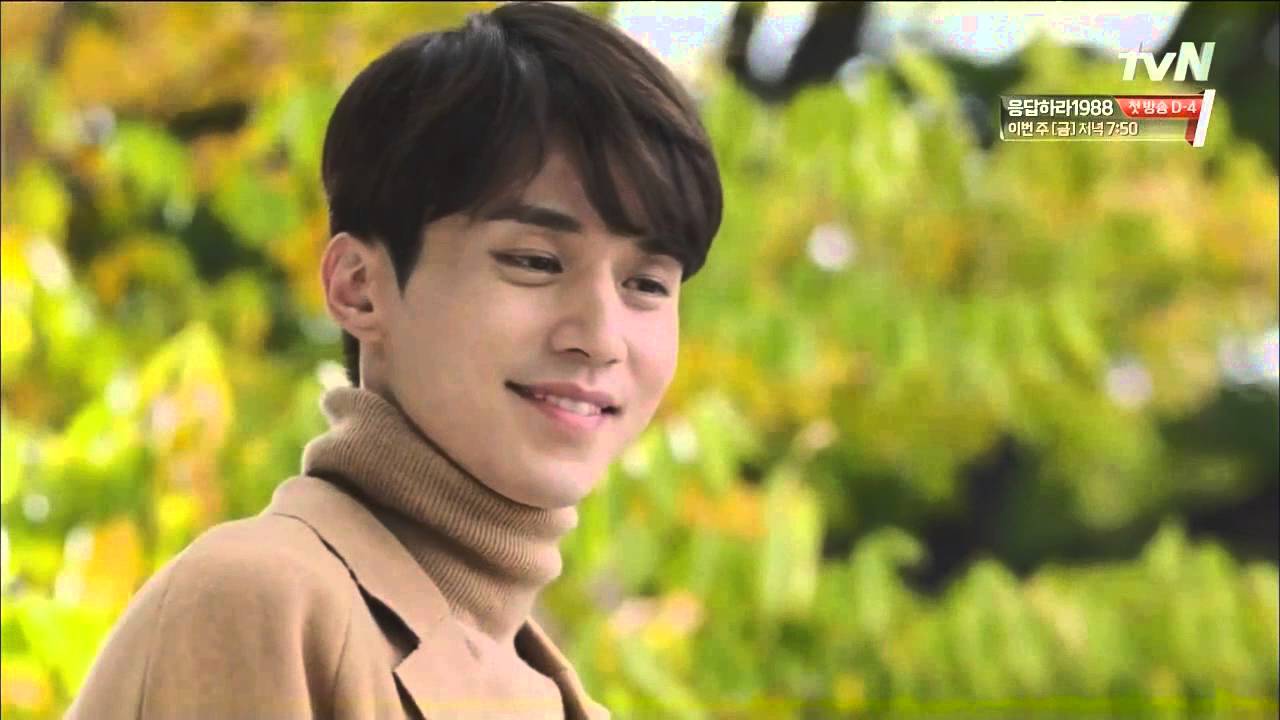 Lee Dong Wook 이동욱 as Park Ri-Hwan |풍선껌 MV| - All I want for Christmas