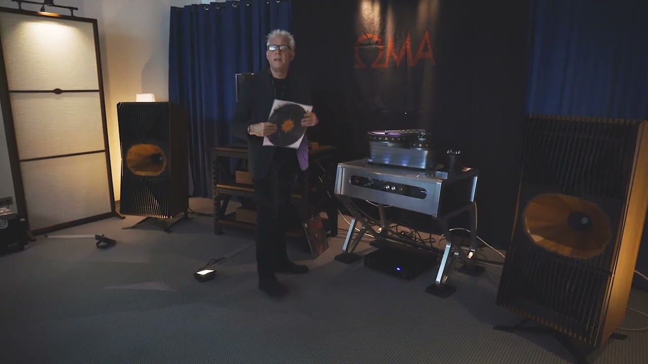 OMA presenting their new K3 turntable // HighEnd 2022 Munich // Oswalds Mill Audio // Museum Speaker