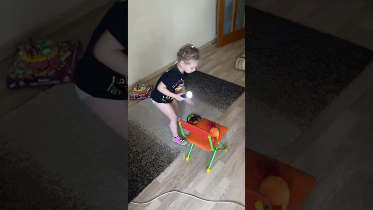 Алиса проходит квест испытание