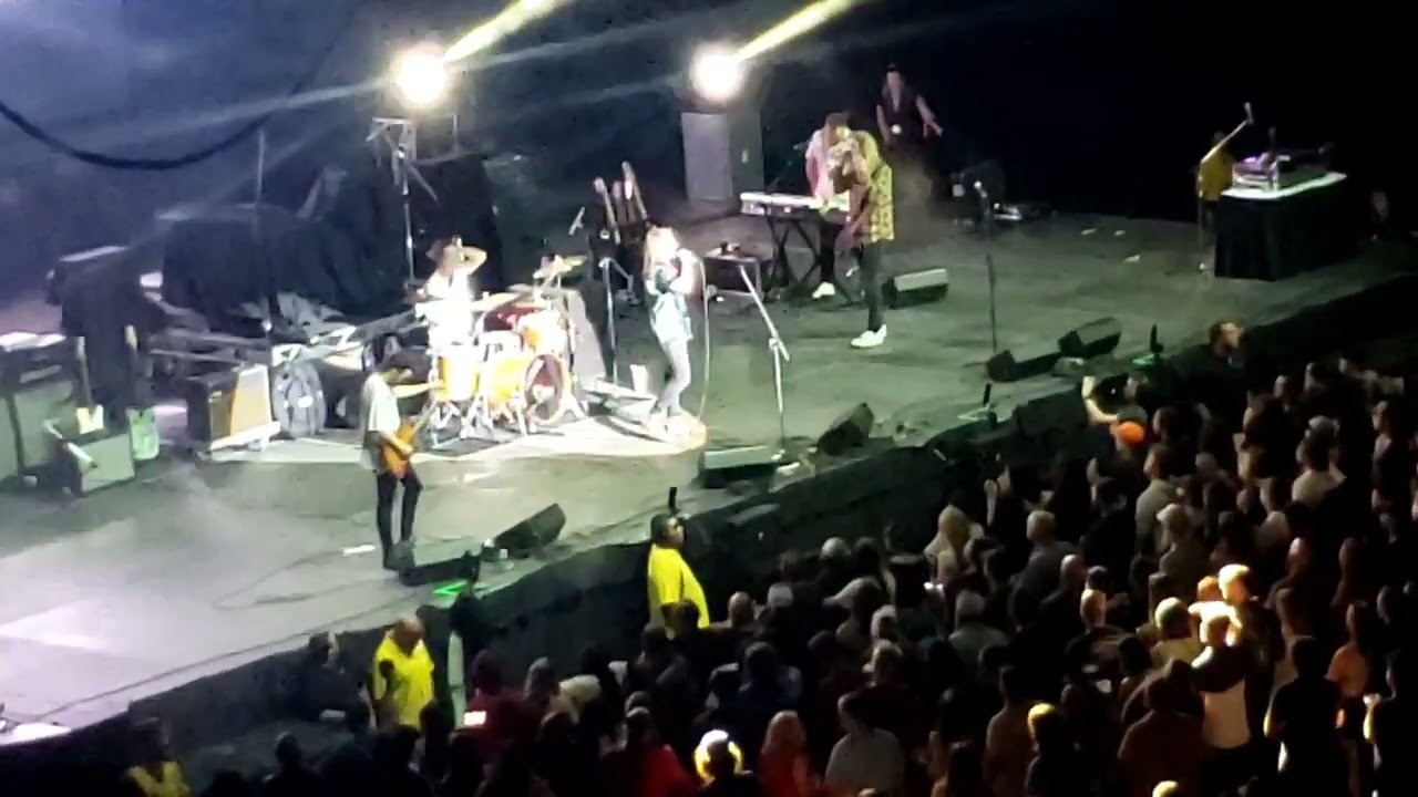 Whale and the Wolf live at Sasktel Center. 2022