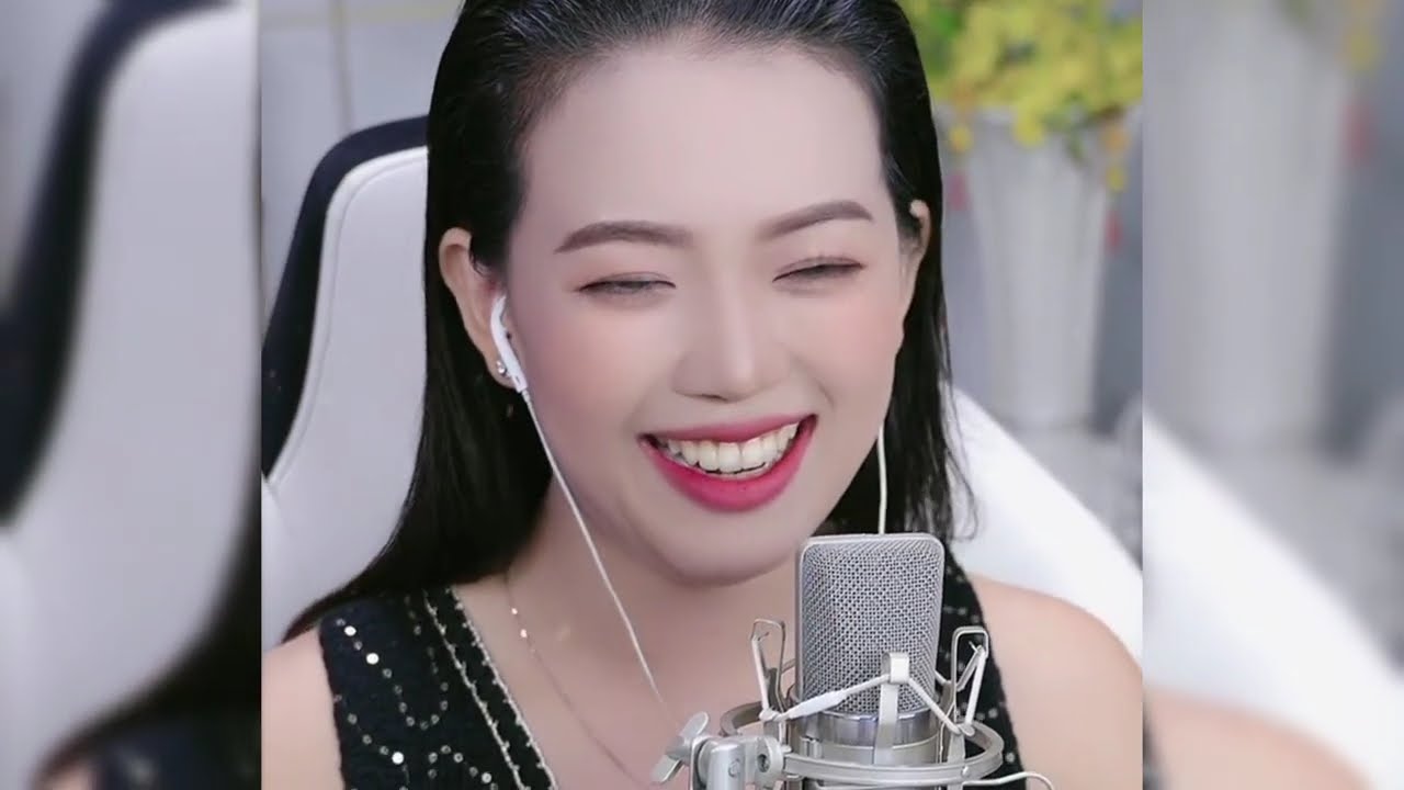NGUYỄN THU PHƯƠNG - CA SỸ HAY DIỄN VIÊN HÀI?