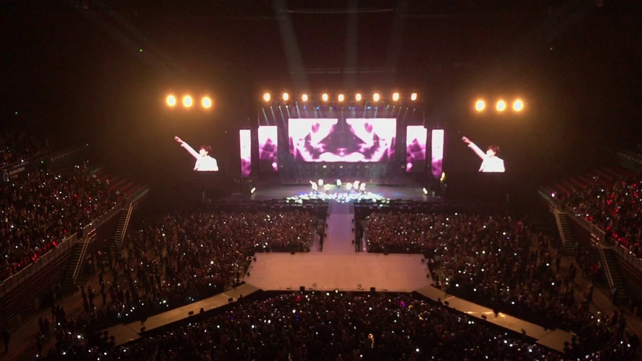 BTS WINGS TOUR KPOP CONCERT - SYDNEY AUSTRALIA 2017