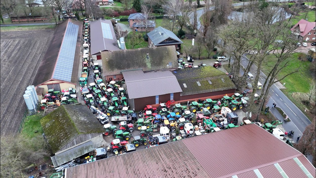 Lichterfahrt 2024 von Norddöllen zum Stoppelmarkt !
