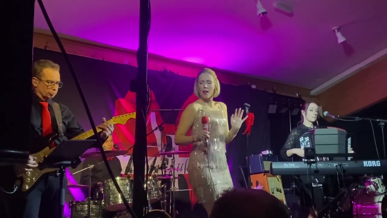 Alina Liikola & Afrodite 🥰 Kuinka Rakkaus alkoi 😍