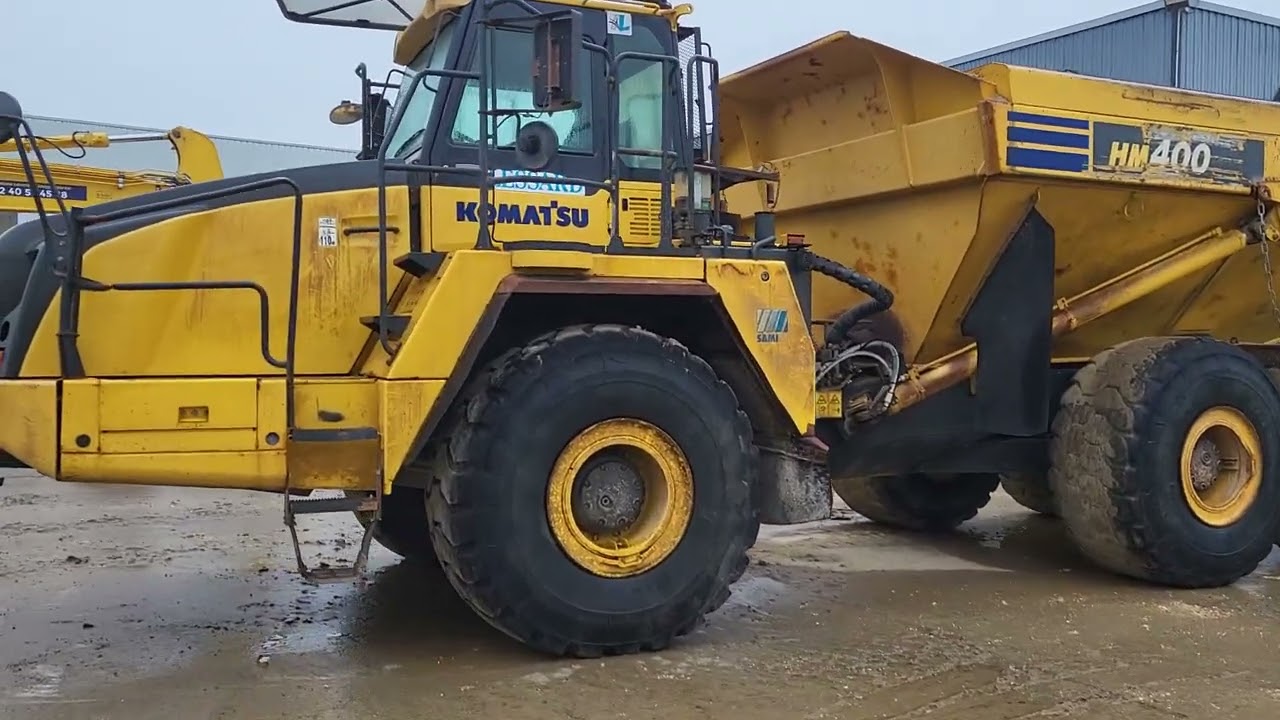 Walkaround HM400