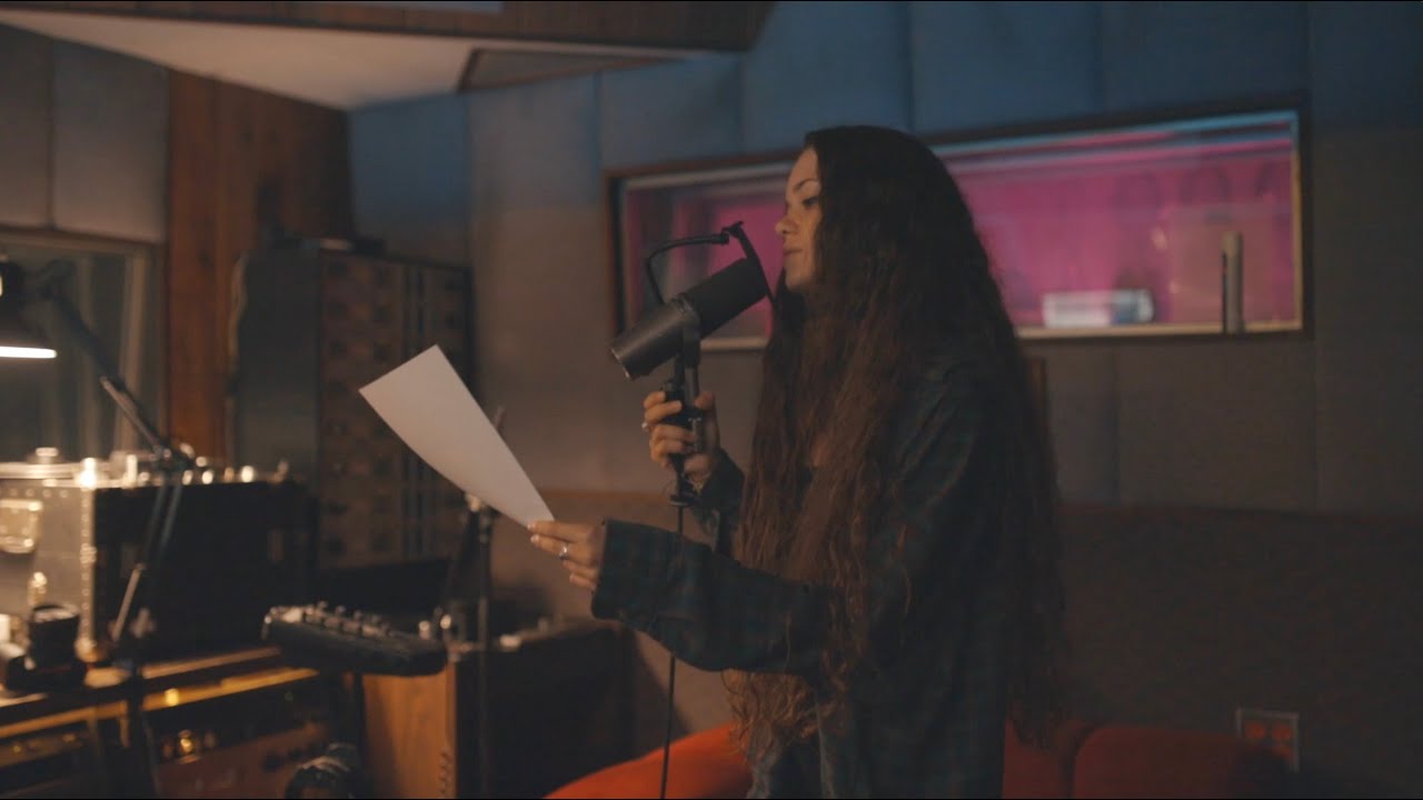 Casey Bishop - Love Me Leave Me (Official Music Video)