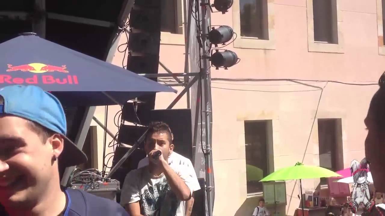BLACKBULL TEAM VS BITCHI CATALAN ( T3) [HIPNOTIKFESTIVAL 2013]