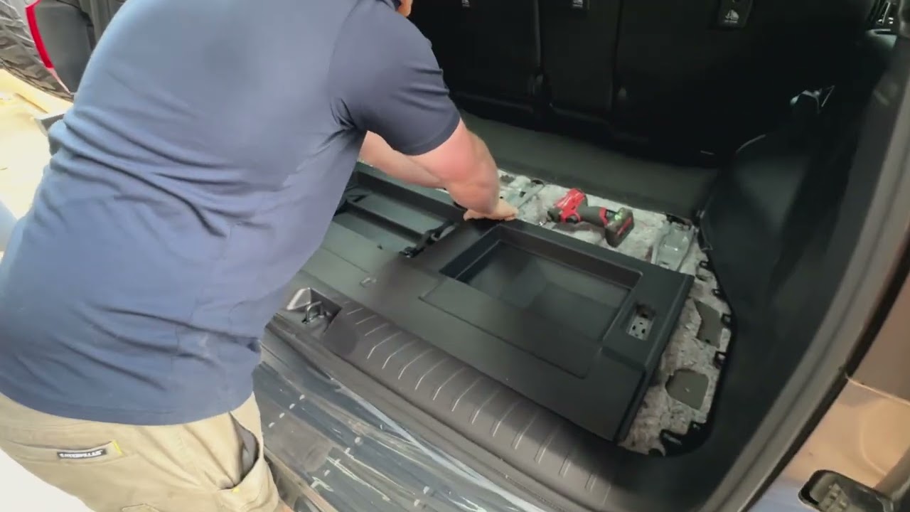 False Floors - Install Video Toyota Landcruiser 300 Series 5 Seat Model - Version 2