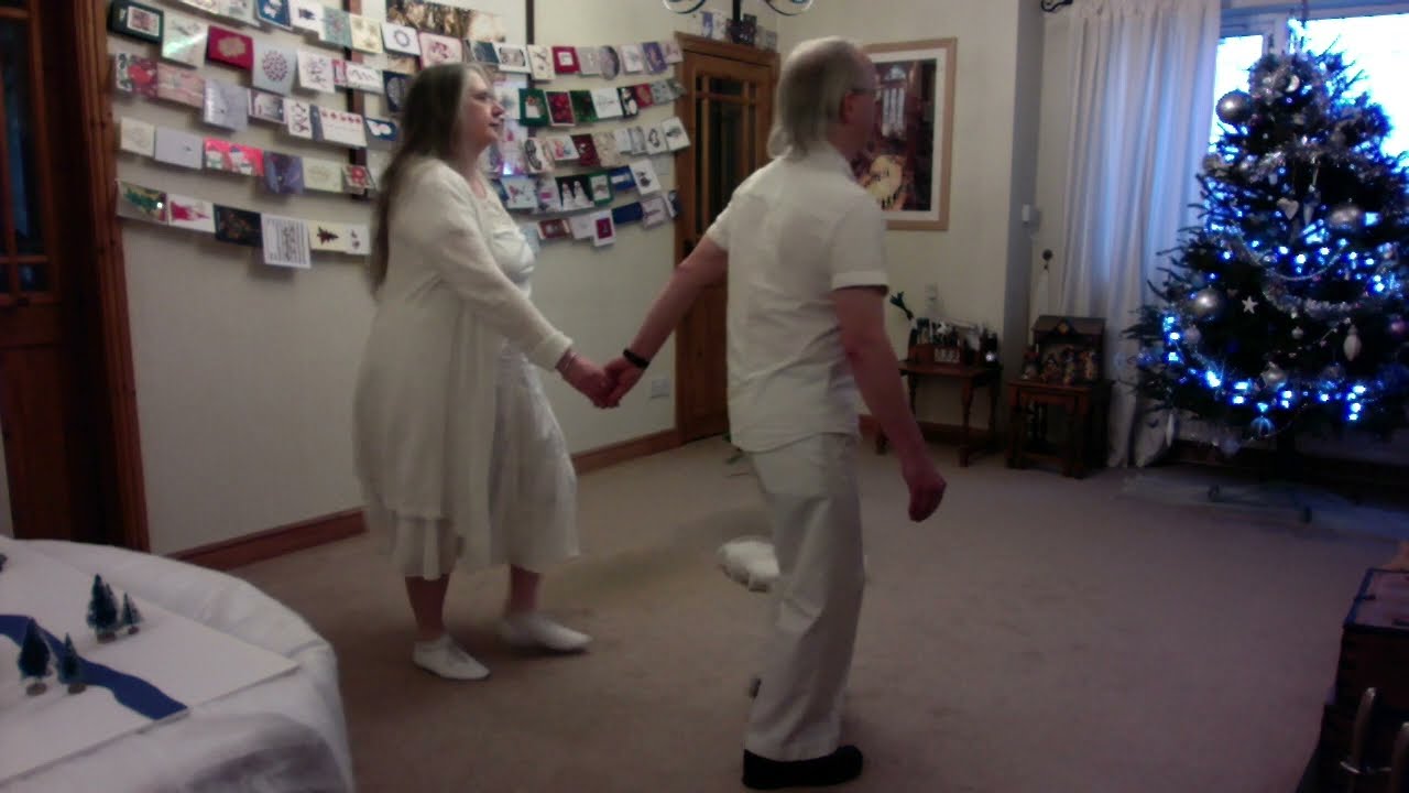 Pivna Yagoda - Circle Dance with Cindy & Adrian