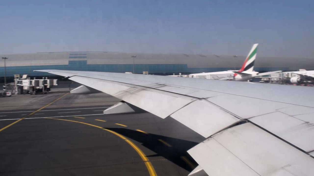 [Flight-Report] EMIRATES | Dubai DXB ✈ Bangkok Suvarnabhumi BKK | Boeing 777-300ER | Take Off