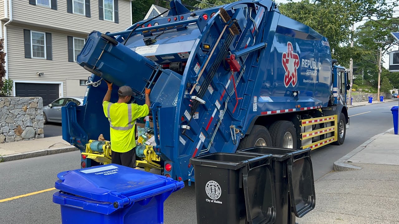 BRAND NEW Garbage Truck Murdering Malden Recycling