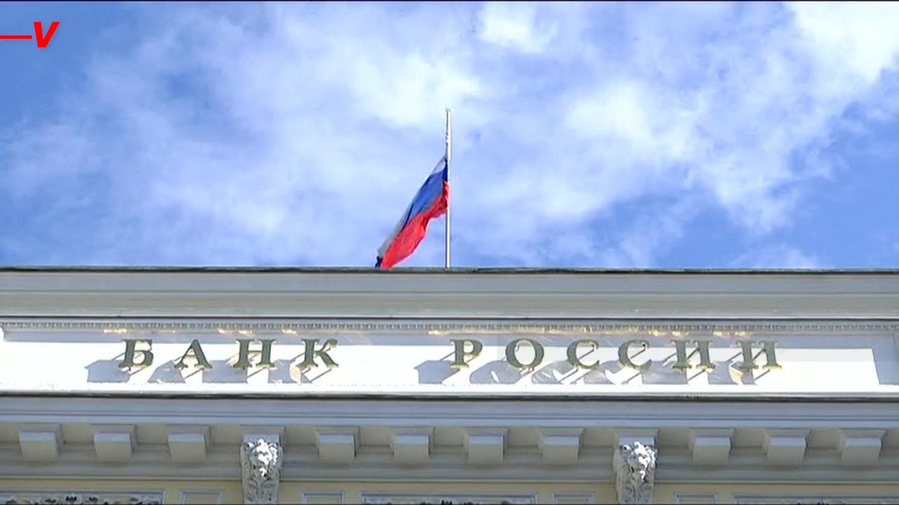 Russia&rsquo;s Central Bank Raised Interest Rates, Defying Some Elites