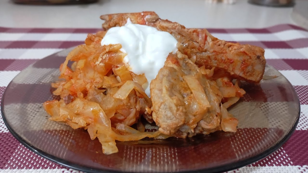 Тушеная КАПУСТА с грудинкой.  Очень аппетитно! 