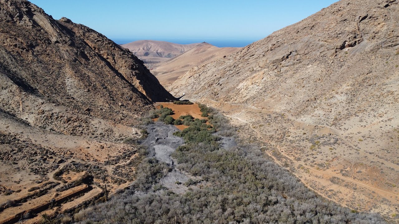 🇪🇸 Fuerteventura | Barranco de Las Penitas | Arco de las Penitas | Drone