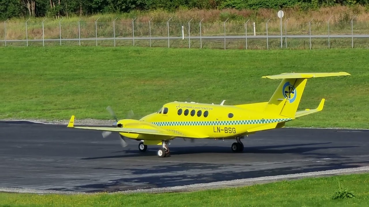 Ambulanse flyet asmr kun fly lyd tar av frå flyplassen