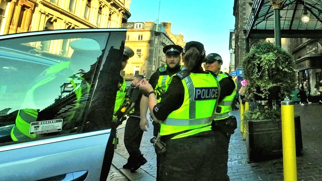 Hot In The City Centre of Glasgow 4K HD Walk