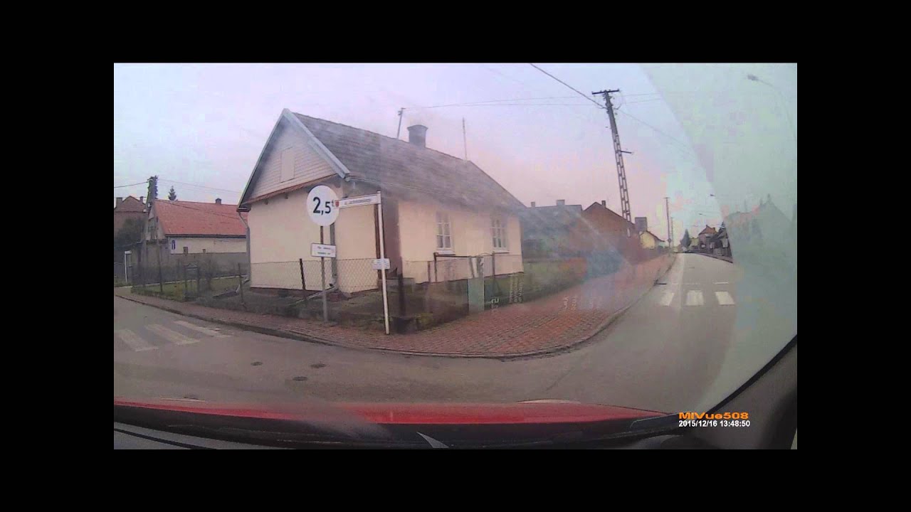 Kazimierza Wielka Dziecko wbiega prosto pod koła