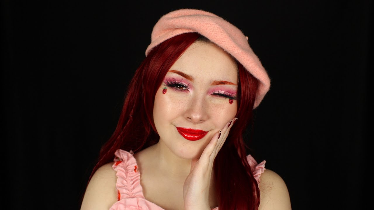 Strawberry Shortcake | Halloween Makeup Tutorial