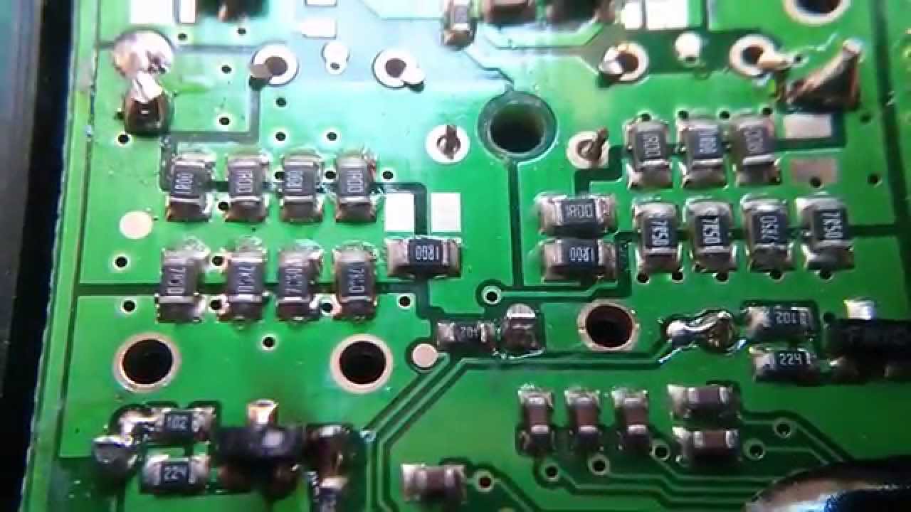 Autopsy: Technoline BL700 Battery Charger after 12V Fail